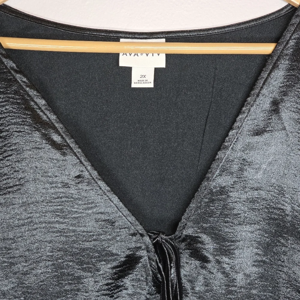 Ava & Viv Women's Black Satin V-Neck Top Long Bell Sleeves 2X Glam Whimsigoth - Picture 6 of 15